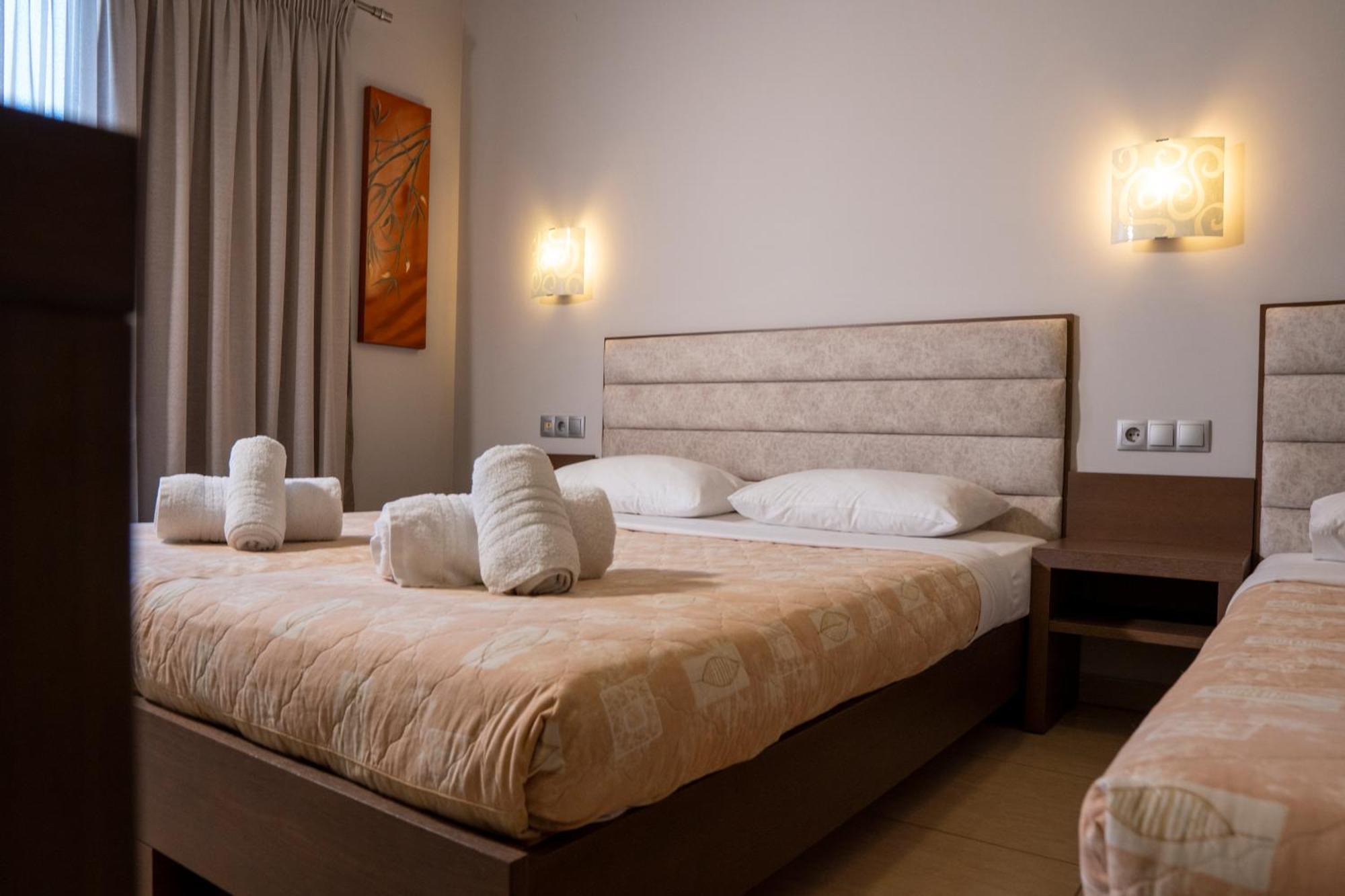 Hotel Epavlis Eleftheriadi Paralía Kültér fotó