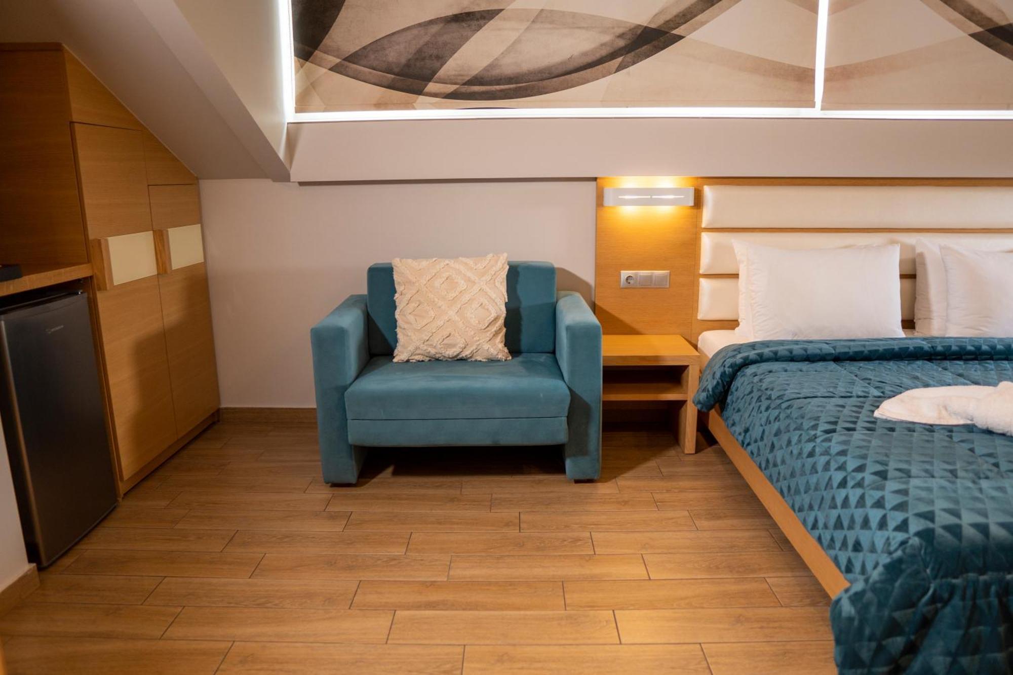 Hotel Epavlis Eleftheriadi Paralía Kültér fotó